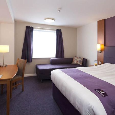 Premier Inn Norwich - Broadlands Park Thorpe St Andrew 外观 照片
