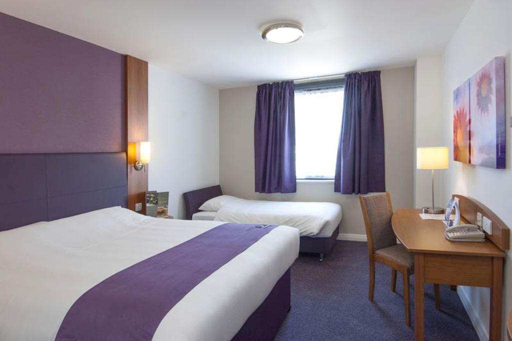 Premier Inn Norwich - Broadlands Park Thorpe St Andrew 客房 照片