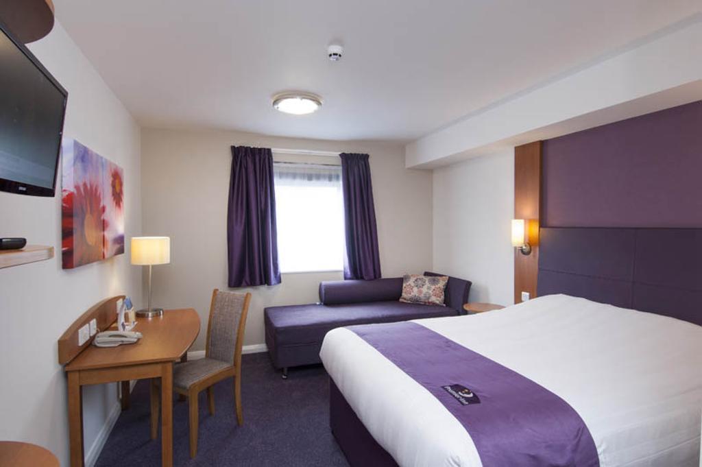 Premier Inn Norwich - Broadlands Park Thorpe St Andrew 客房 照片