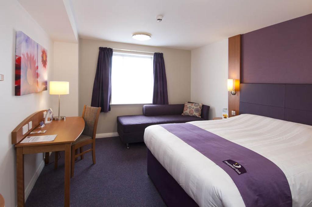 Premier Inn Norwich - Broadlands Park Thorpe St Andrew 外观 照片