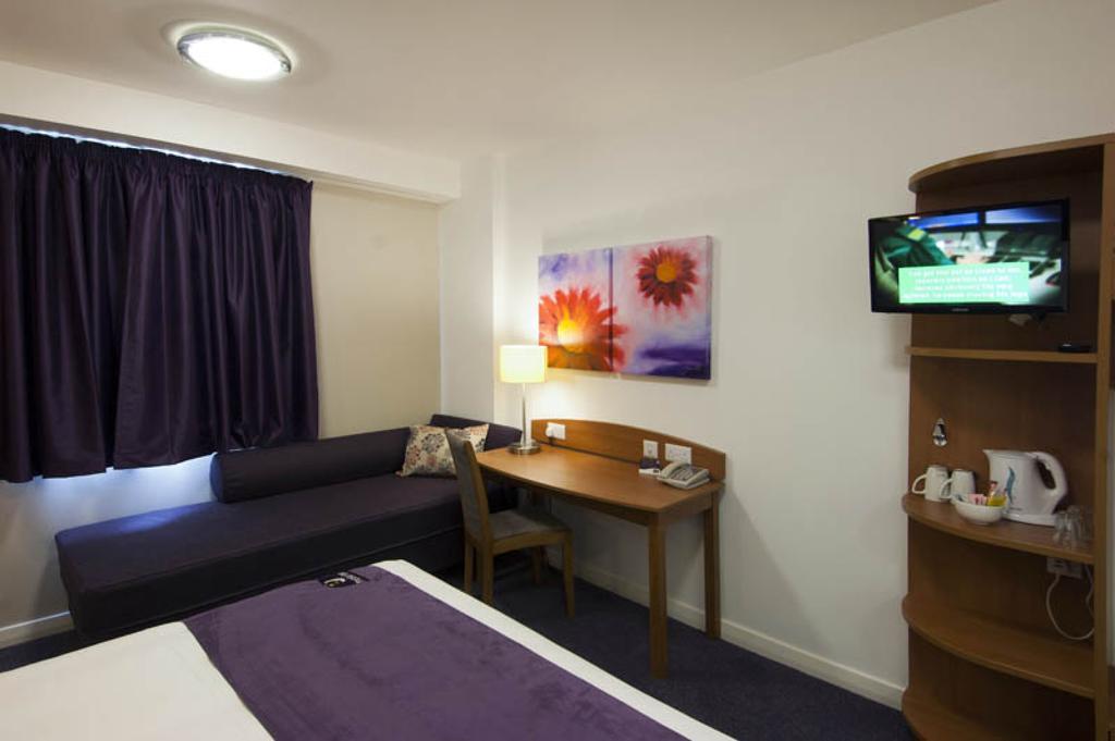 Premier Inn Norwich - Broadlands Park Thorpe St Andrew 外观 照片