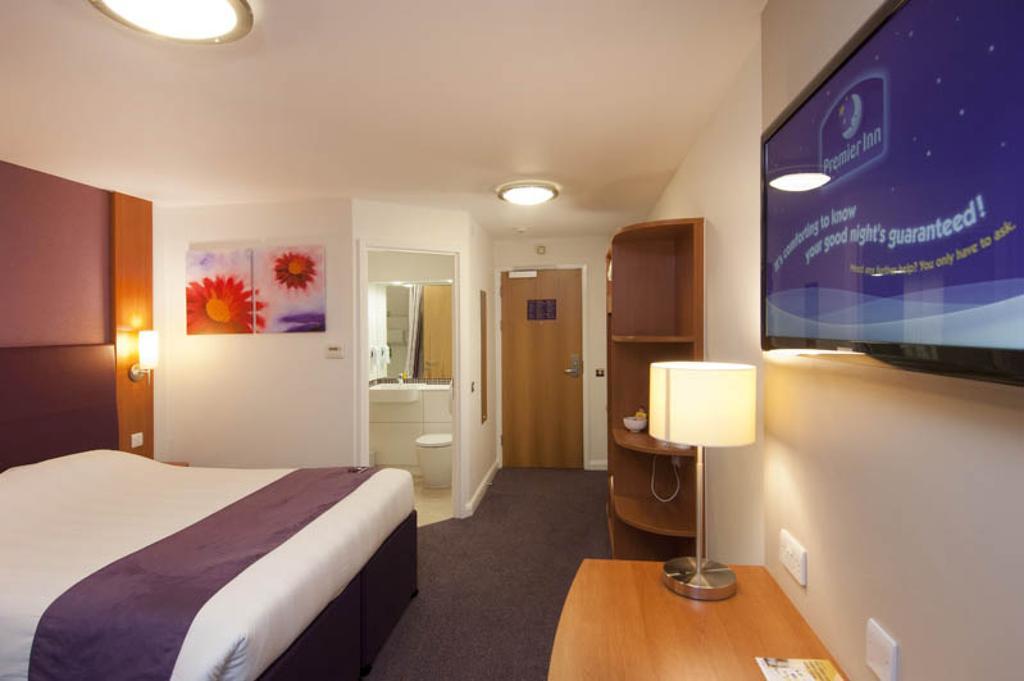 Premier Inn Norwich - Broadlands Park Thorpe St Andrew 外观 照片